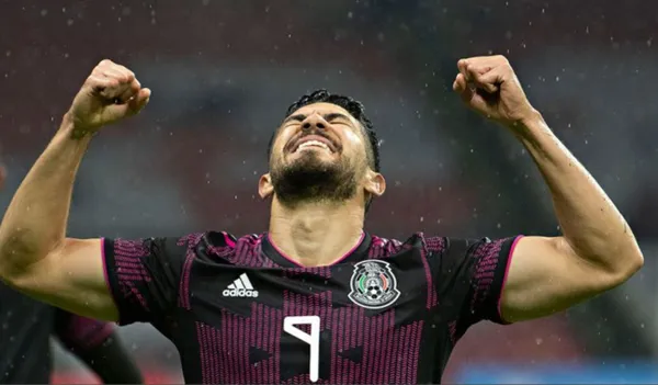 Henry Martín la está rompiendo en grande y hasta con la Selección