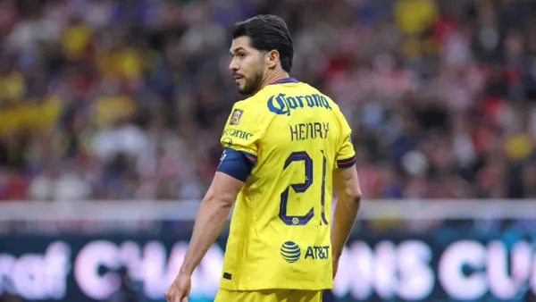 ¿Henry Martín titular?