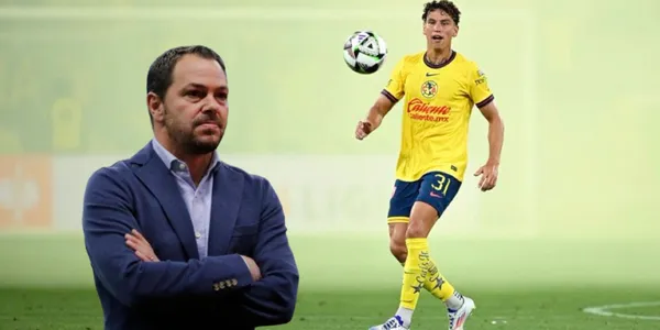 Igor con América y Santiago Baños/FOTO: Mexsport