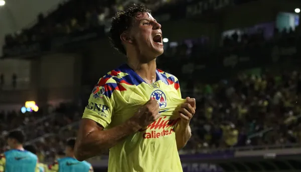 Igor Lichnovsky, defensa del América