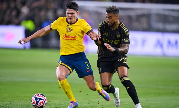 Israel Reyes marca a jugador de LAFC (Fuente: Mexsports)