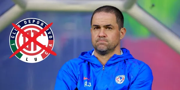 Jardine con el escudo de Toluca/FOTO: Récord