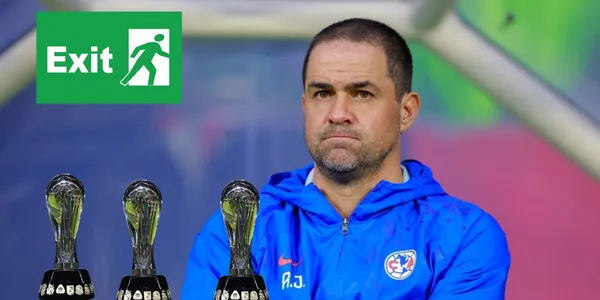 Jardine y tres trofeos de liga mx/FOTO: Récord