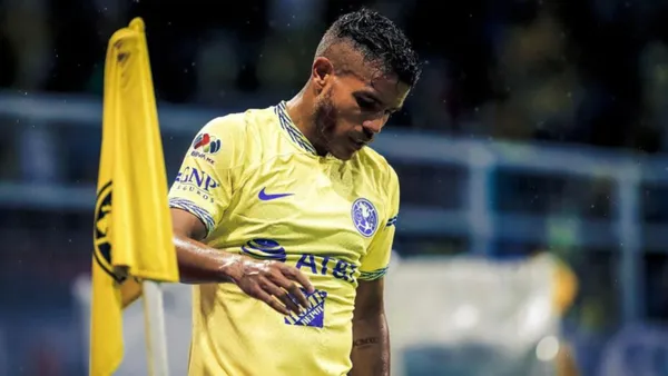 Jonathan Dos Santos, mediocampista del América