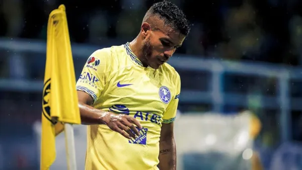 Jonathan Dos Santos, mediocampista del América