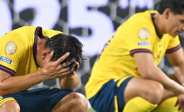 Jugadores del América se lamentan tras la derrota (Fuente: Mexsports)