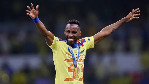 Julián Quiñones quiere jugar en México.