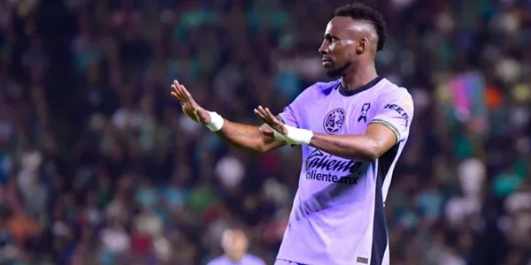 Julián Quiñones se luce con golazo de taquito en el América vs Barcelona.