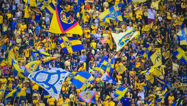 La afición pide por la salida de un jugador.