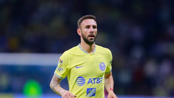 Layún revela quién podría ser la solución del América.