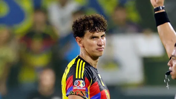 ¿Lichnosvky se va de América?