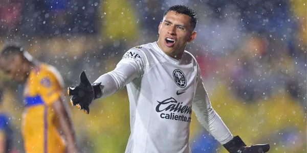 Luis Ángel Malagón pasa por un gran momento, pero cuando se llega a instancias finales se genera dudas en él.