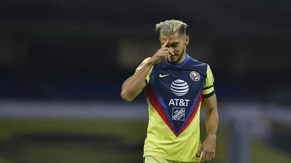 Mientras Henry Martín está en selección nacional, su sustituto ya trabaja con el primer equipo en Cancún.