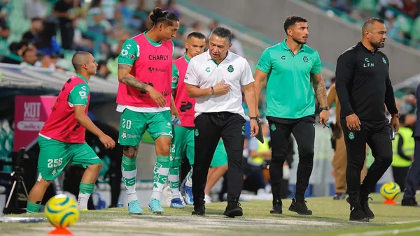 Nacho Ambriz, DT de Santos