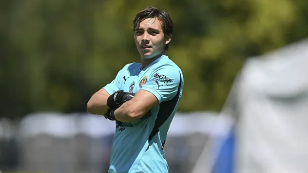 Navarrete es figura de Chivas.