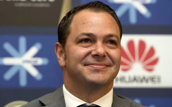 No aprende y sigue la misma fórmula en fichajes