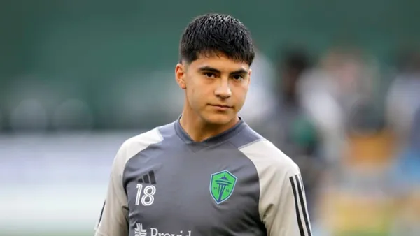 Obed Vargas, el mediocampista por el que negocia el América.