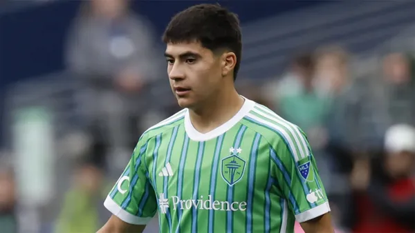 Obed Vargas llegaría al América en caso de que Fidalgo no siga.