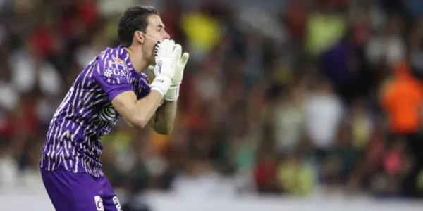 Óscar Jiménez volvió a ser el responsable de que América no logre una victoria, pero Ortiz no considera sobre Malagón