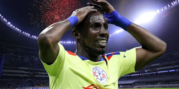 Para un gran sector de aficionados, Julián se perdió dos claras acciones de gol.