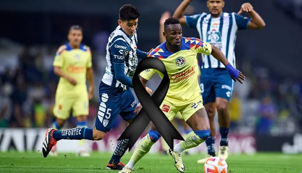 Partido del América vs Pachuca con moño negro en señal de luto