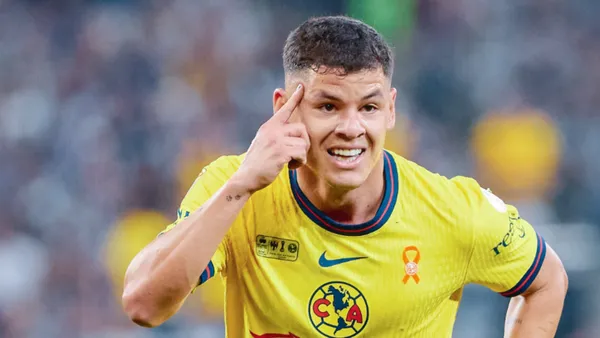 Primero se mencionó que el "Cachorro" no quería dejar de ganar el dinero que recibía en América