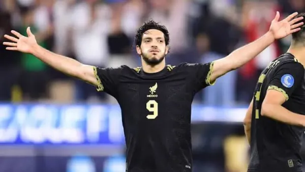 Raúl Jiménez con Selección Mexicana - Foto: Excélsior