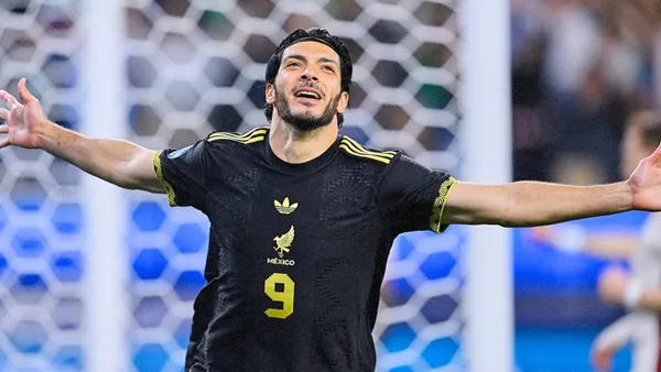 Raúl Jiménez con Selección Mexicana - Foto: Mexsport