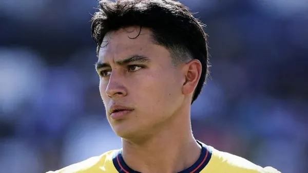 Rayados va en serio por Ramón Juárez. La falta de minutos bajo Jardine abre la puerta, pero América exige una compra definitiva.