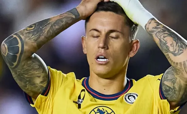 Rodríguez se lamenta la falla de un gol (Fuente: Mexsports)