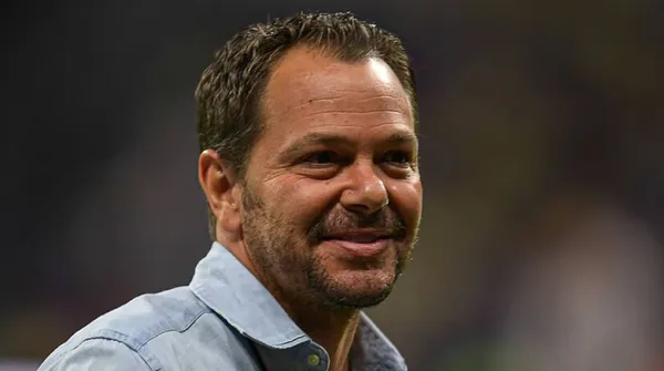 Santiago Baños podría dejar el América.