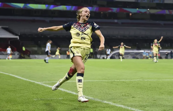 Sarah Leubbert es una de las jugadoras consentidas por la afición del América.
