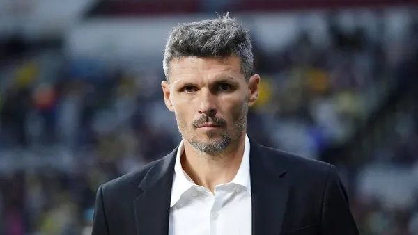 Tano Ortíz tendría que volver a poner a Emilio Lara de central