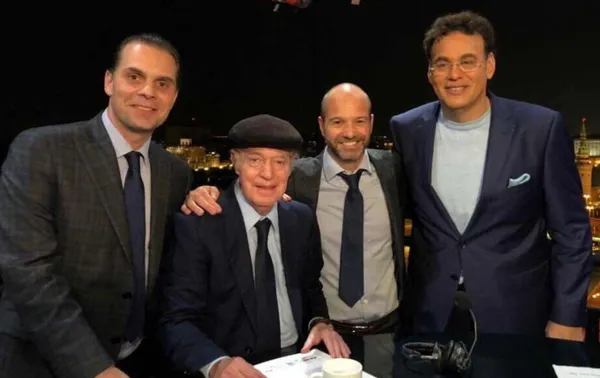 Un periodista anti americanista confiesa que apoya al club