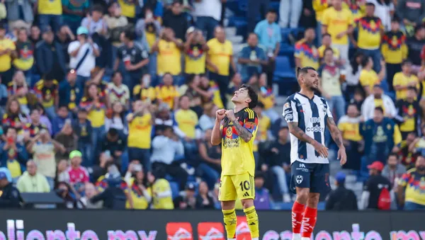 Zendejas es figura ante Rayados.