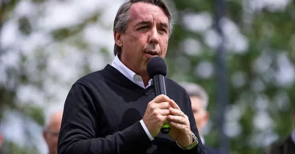 Azcarrága regaño a los jugadores.