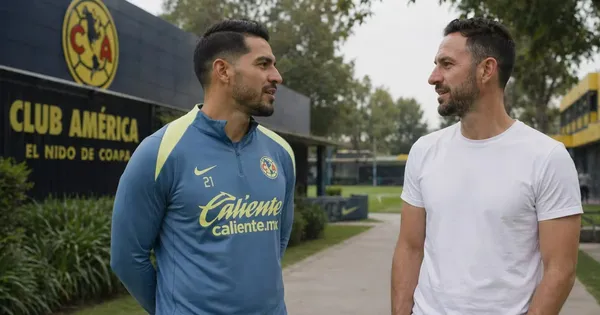 Layún y Henry sostuvieron una plática en el nido de Coapa hace un par de semanas.