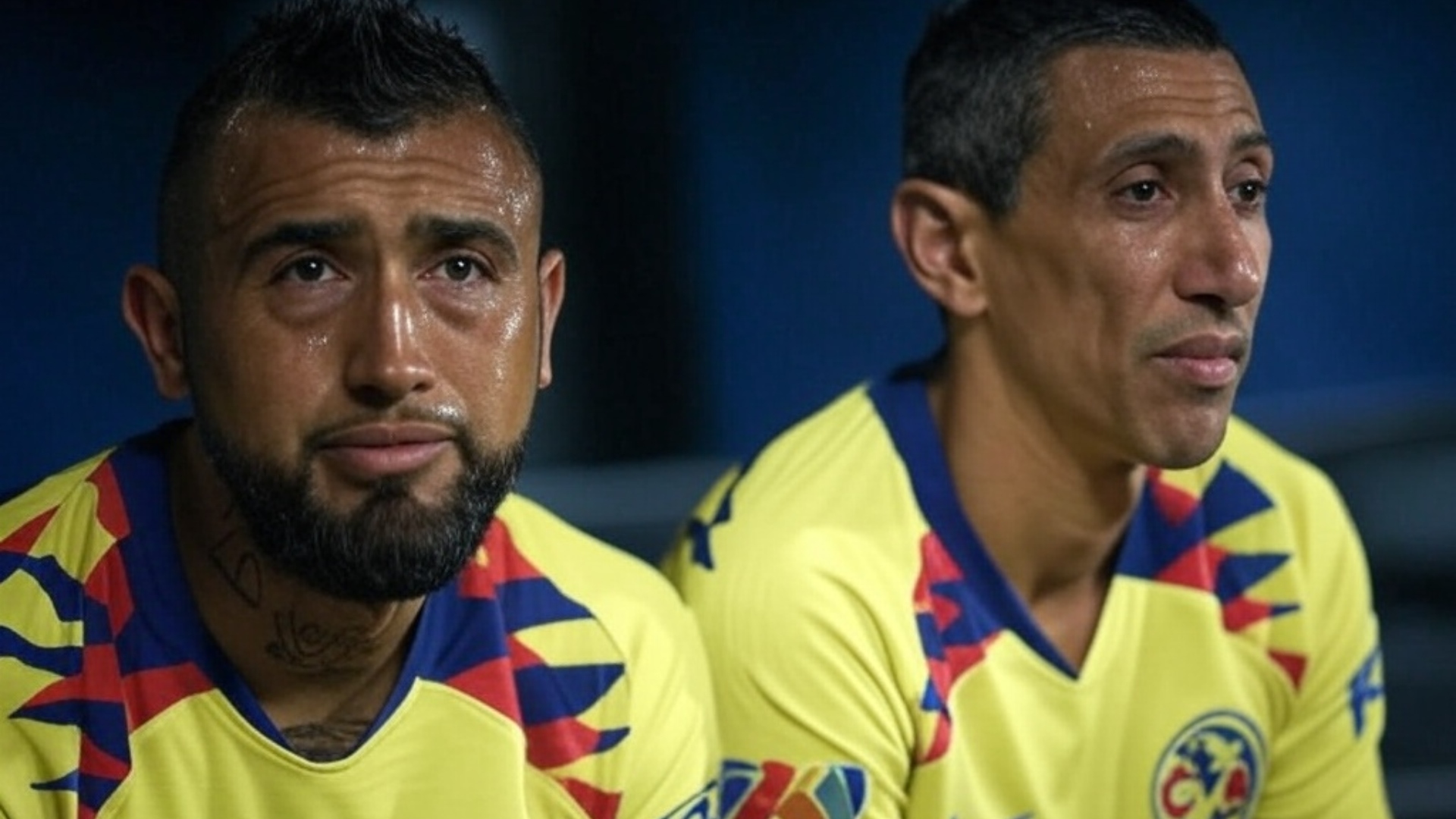 Arturo Vidal y Ángel Di María (Foto: GROK)
