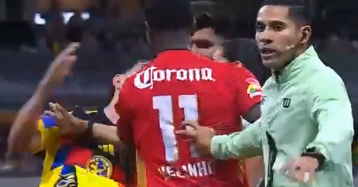 Helinho agrede a Alejandro Zendejas en América vs. Toluca
